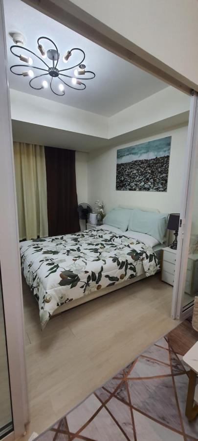 Jn Condotel The Azure Urban Resort Residences Paranaque City Eksteriør bilde